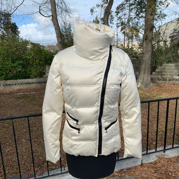 Asymmetrical Cream Puffer Jacket S 